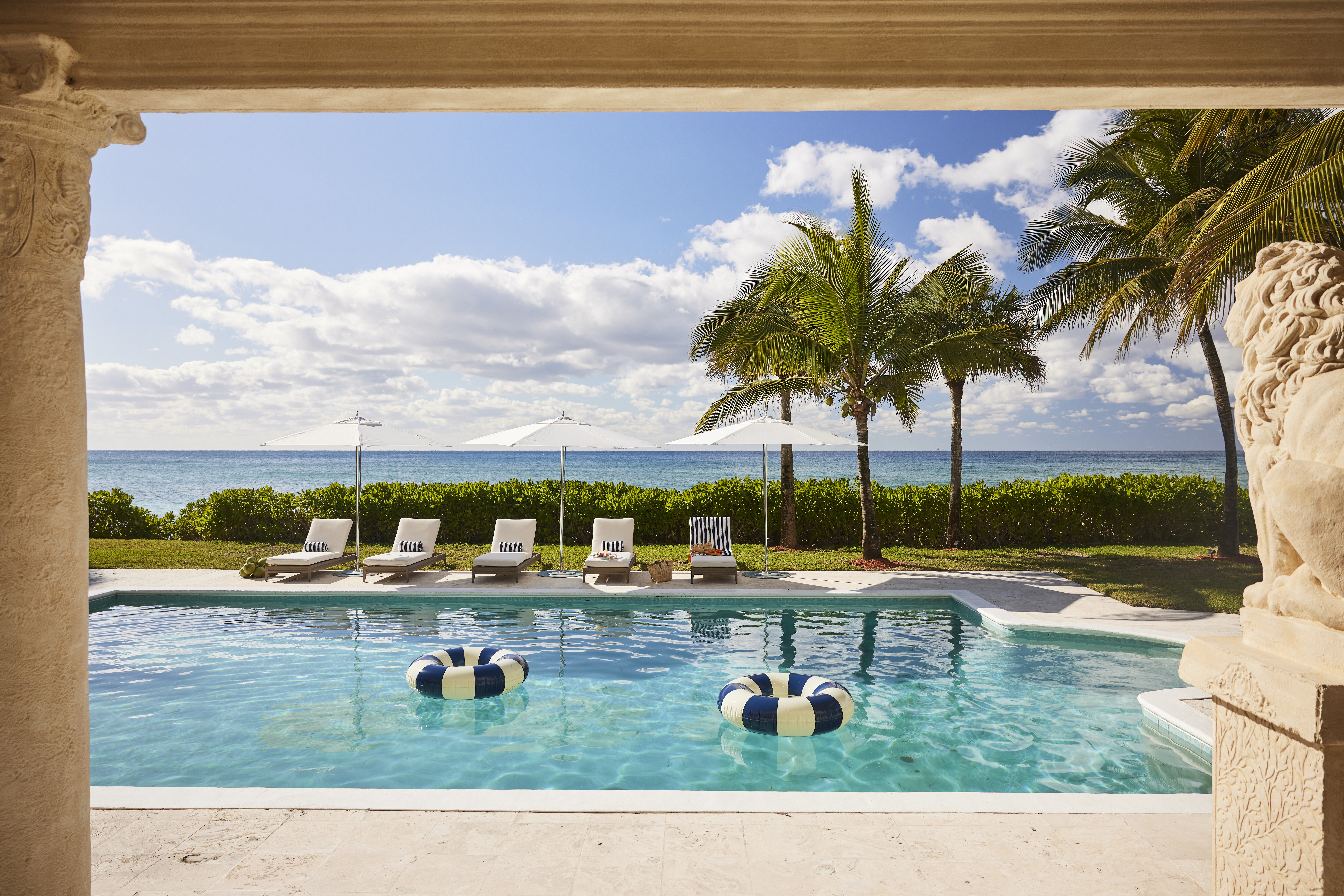 Beach, Pools & Bikes